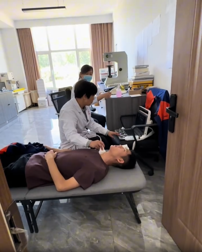 Szeshang Soldadura cuida la salud de los empleados