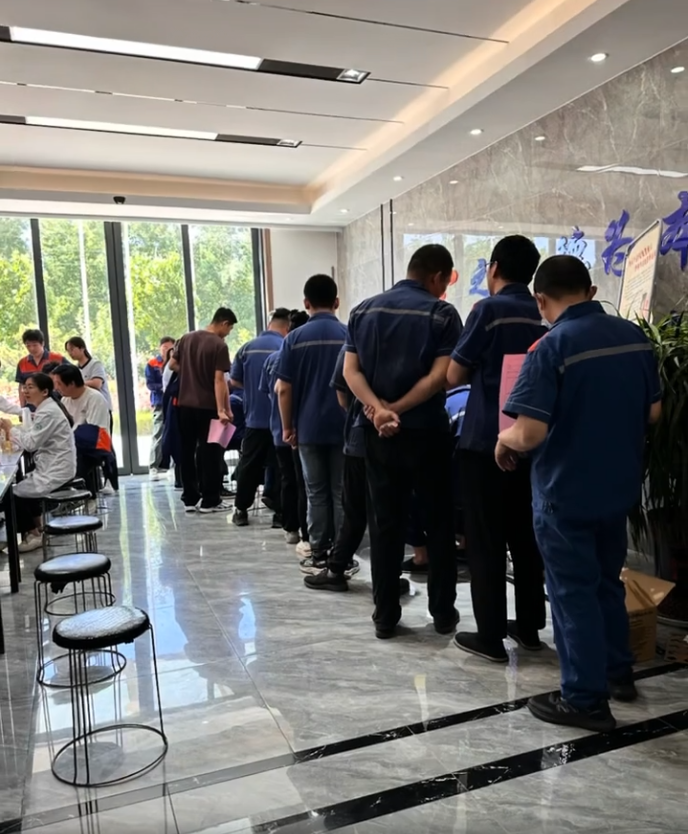 Equipo de trabajo de Szeshang